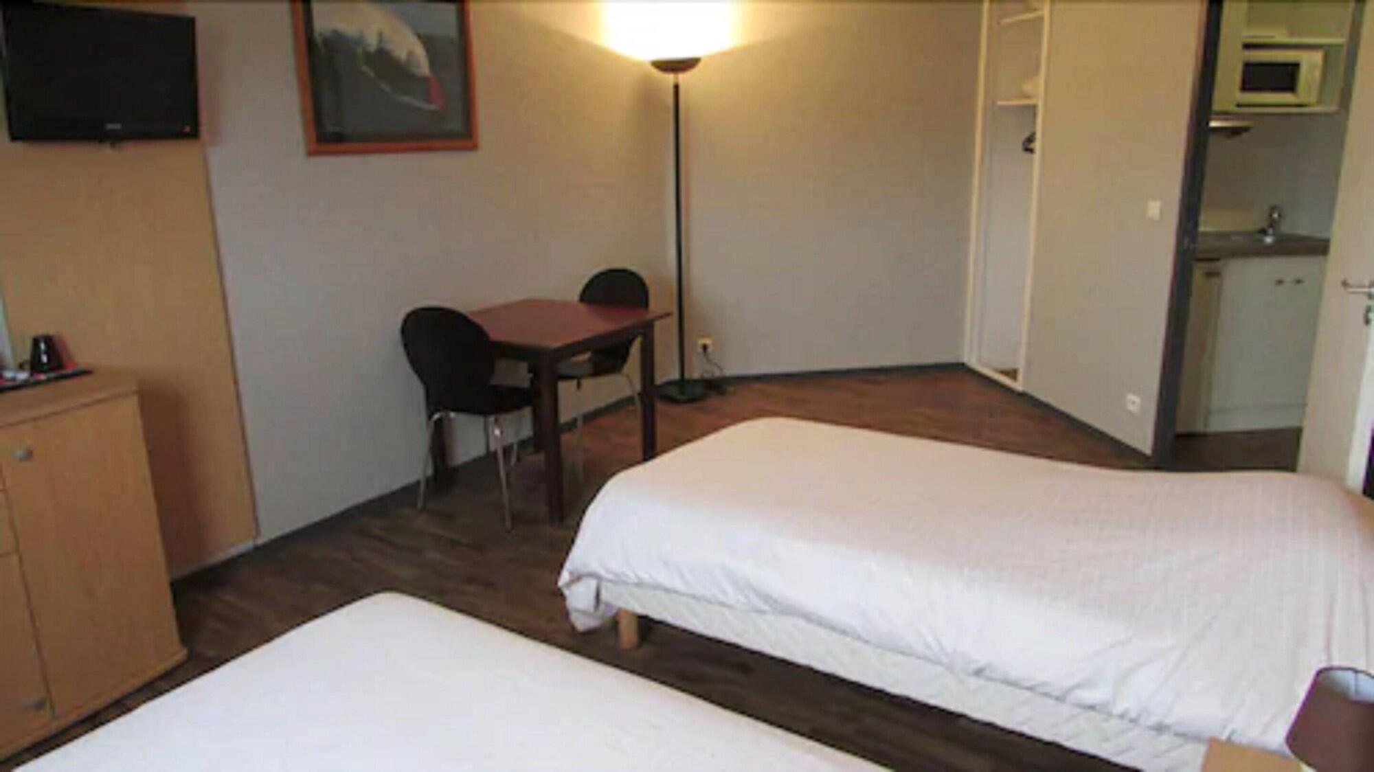 The People Le Havre Hostel ภายนอก รูปภาพ